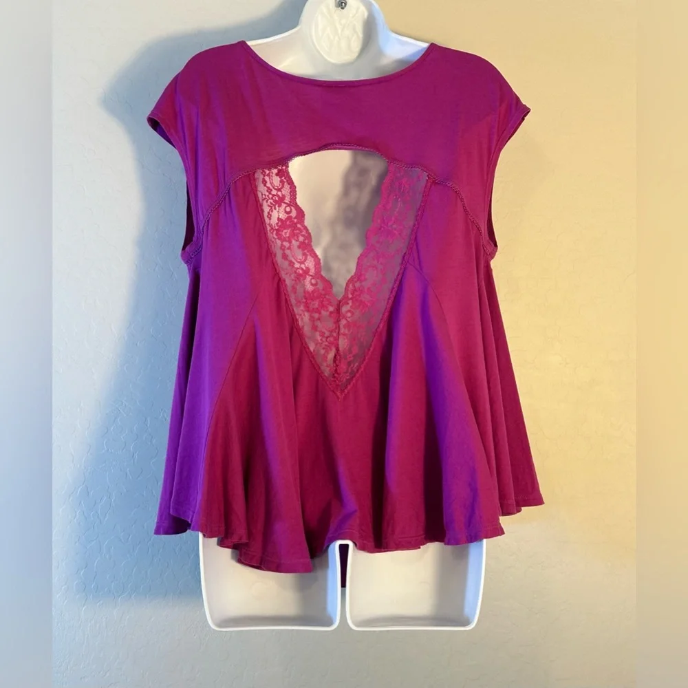 Free People Magenta Lace CutOut Flowy Bohemian Boxy‎ Tunic Top size Large New
